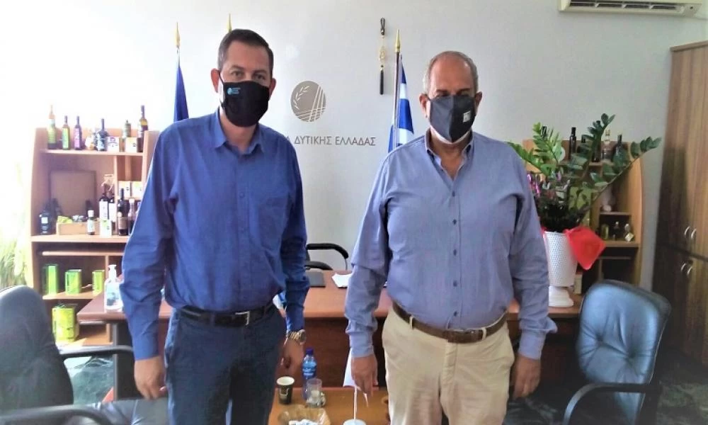 Εκπαίδευση αγροτών για φροντίδα ελαιοδέντρων στις πυρόπληκτες περιοχές